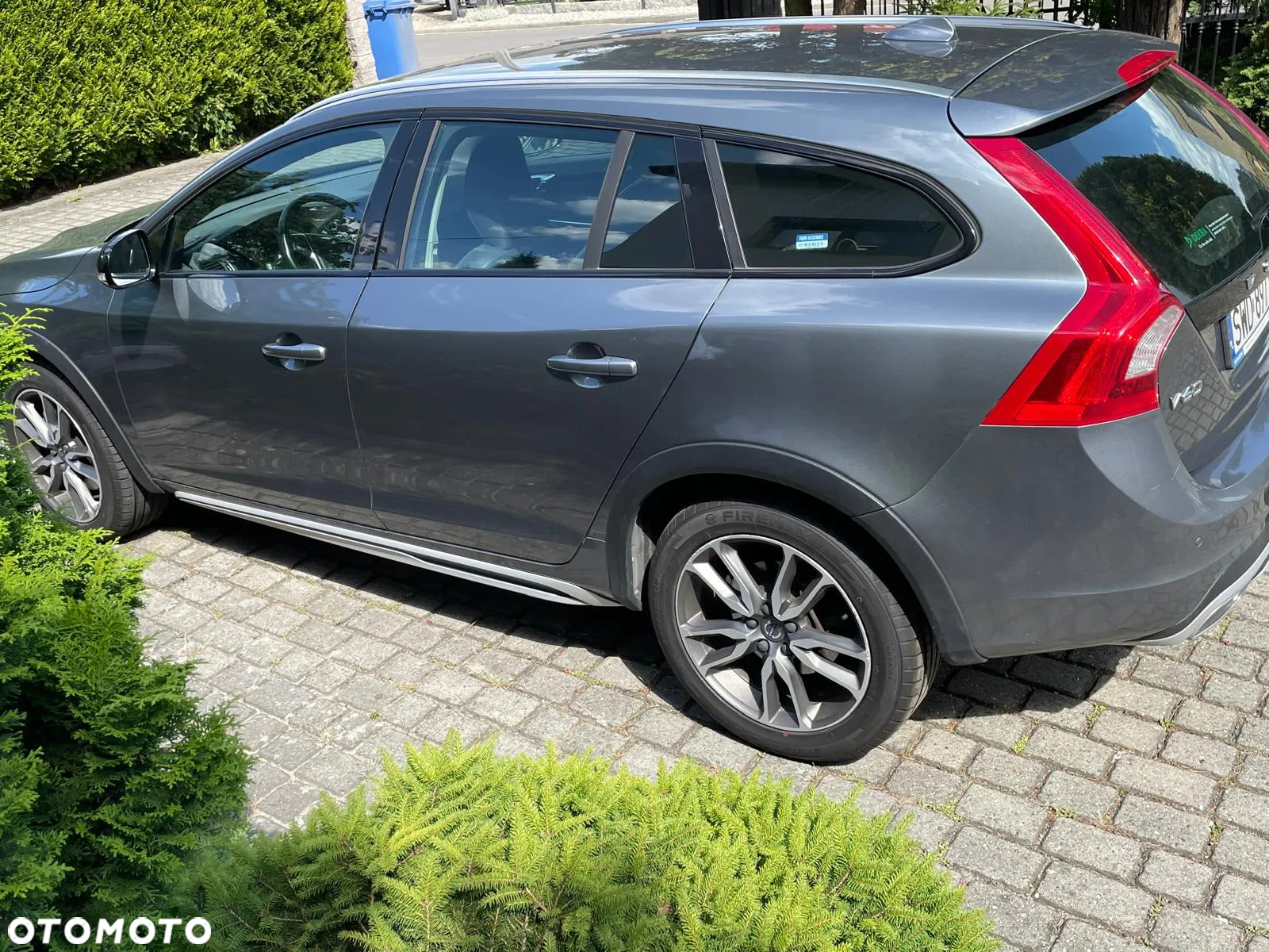 Volvo V60 Cross Country - 3
