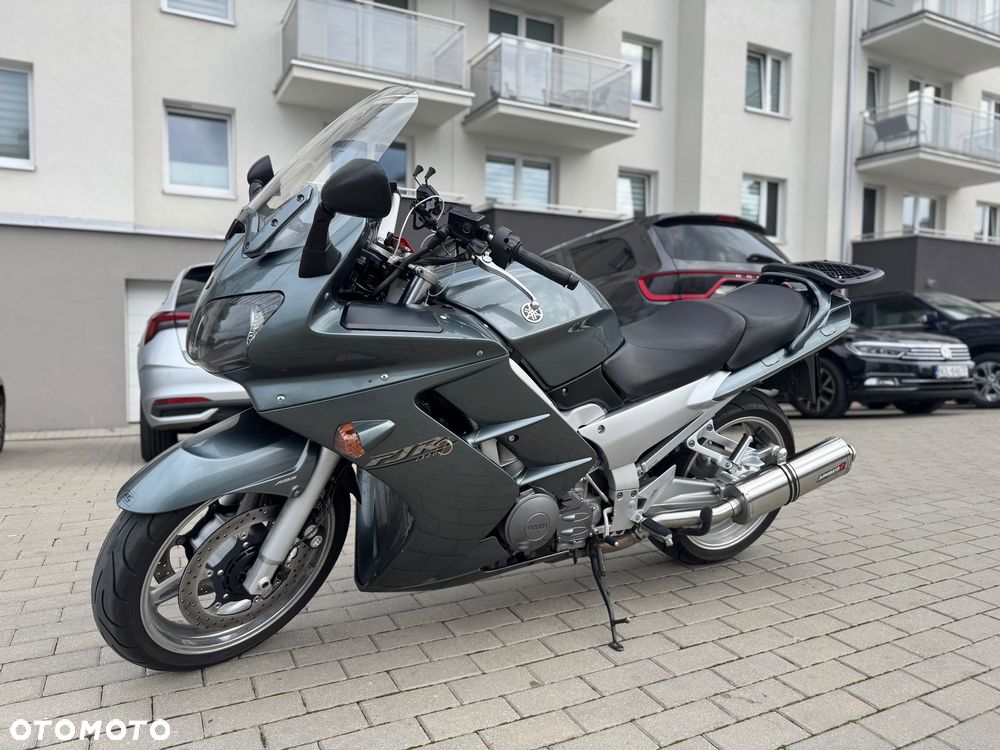 Yamaha FJR - 7