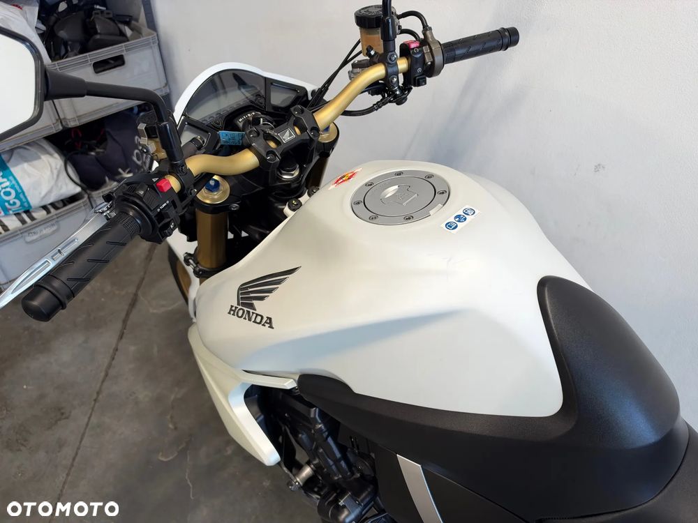 Honda CB - 21