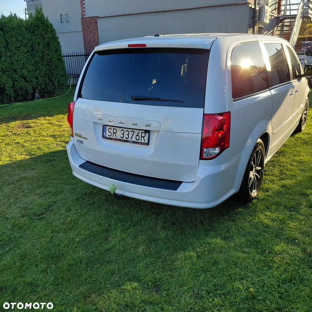 Dodge Grand Caravan - 6