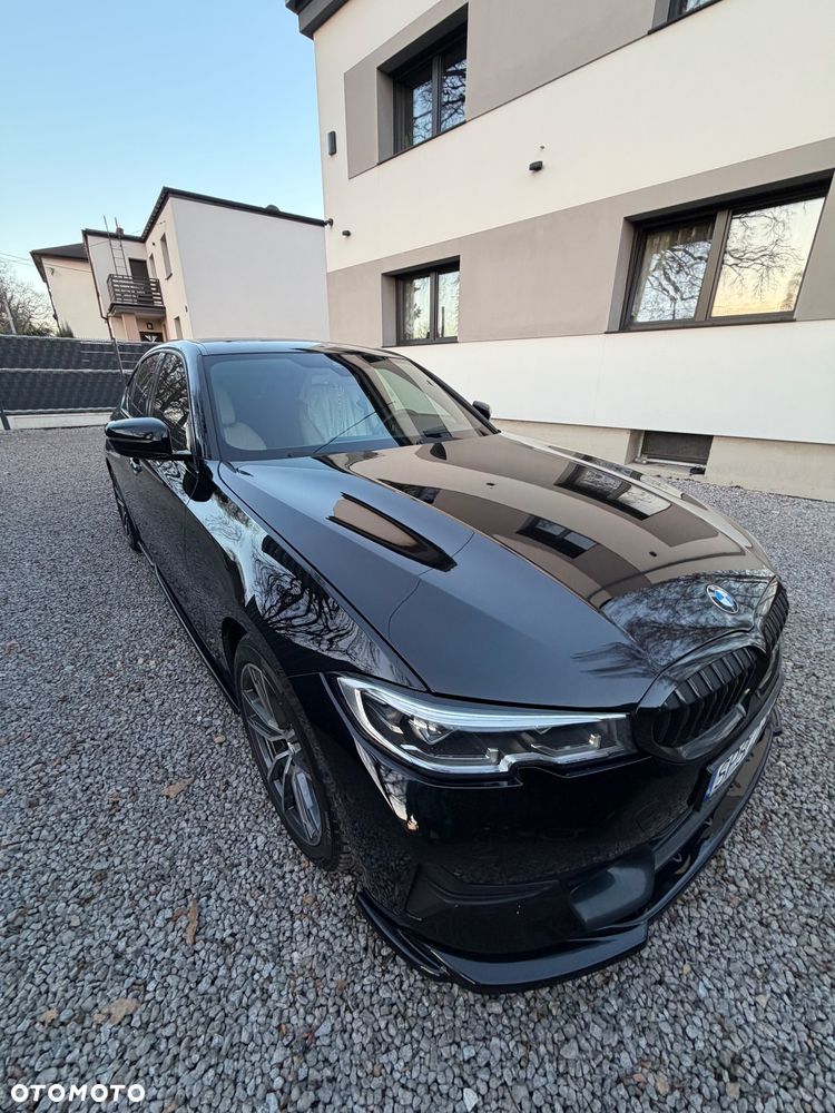BMW Seria 3 330i - 7