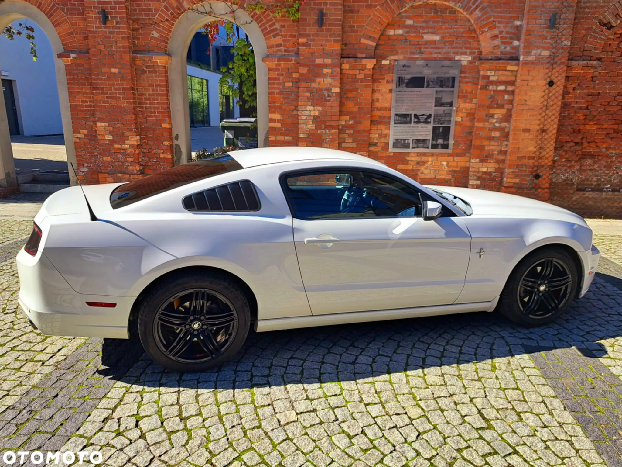 Ford Mustang 3.7 V6 Premium - 3