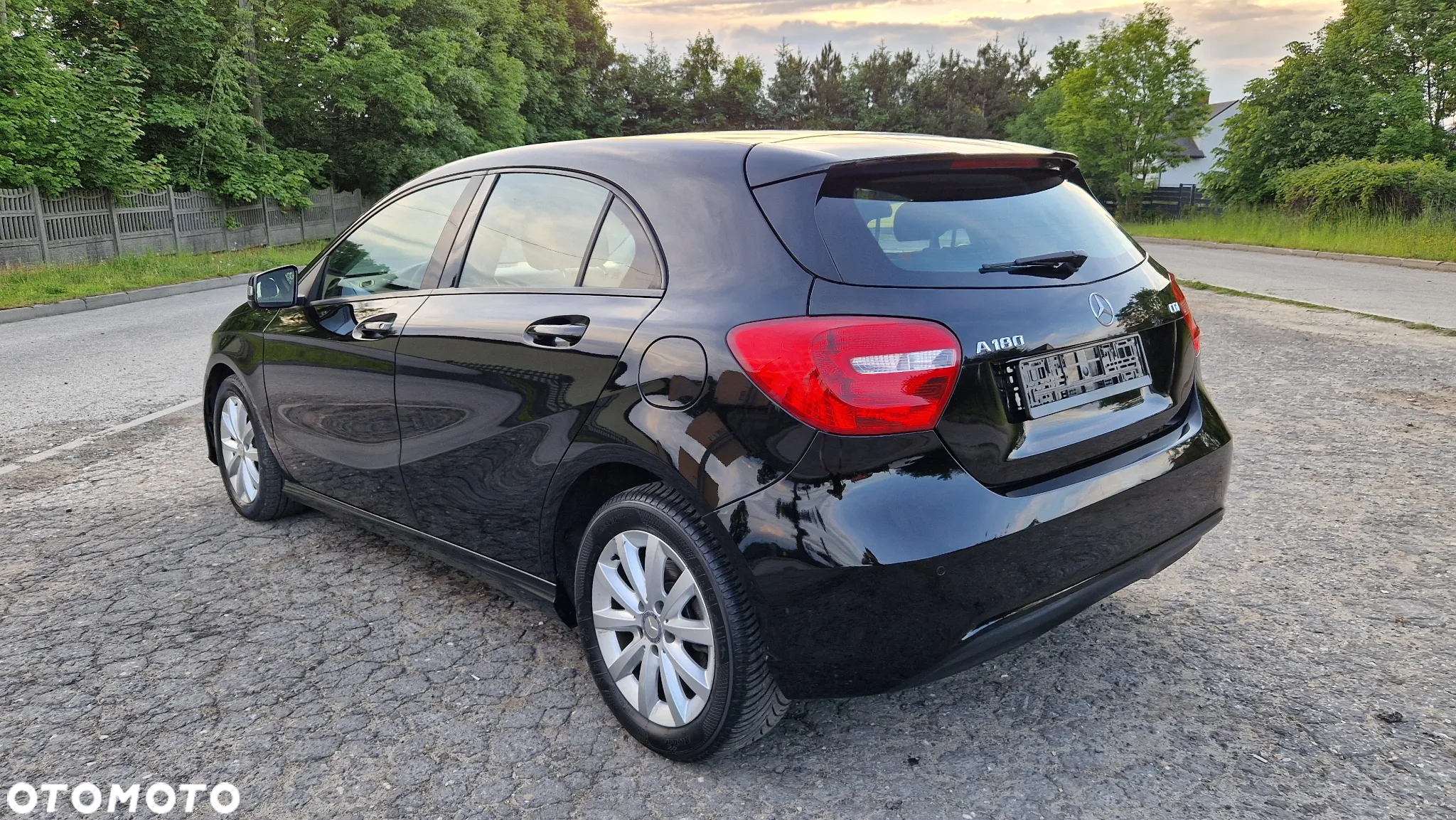 Mercedes-Benz Klasa A 180 CDI (BlueEFFICIENCY) 7G-DCT - 5