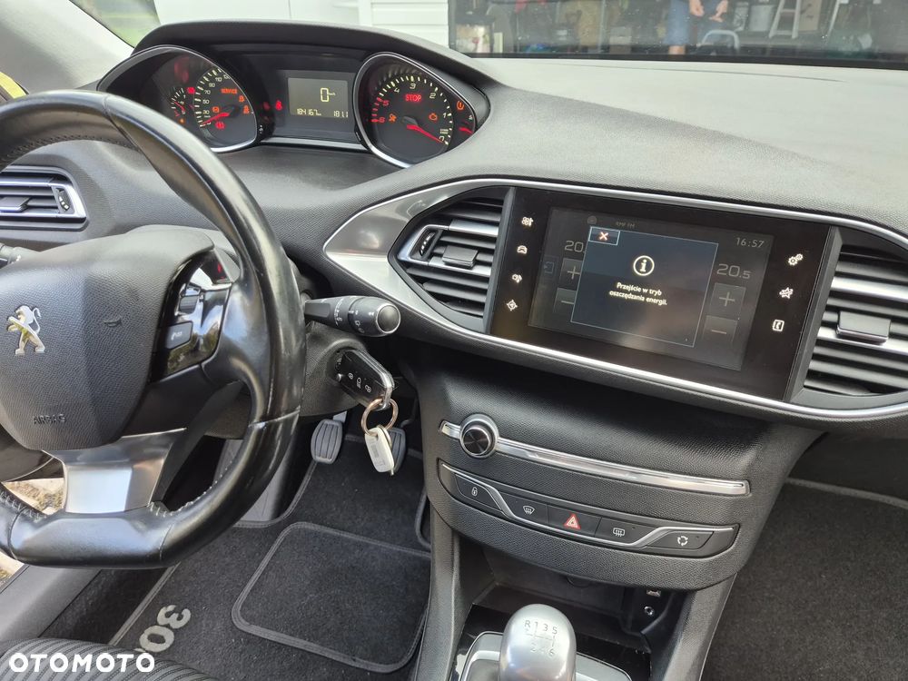 Peugeot 308 1.6 BlueHDi Active S&S - 11