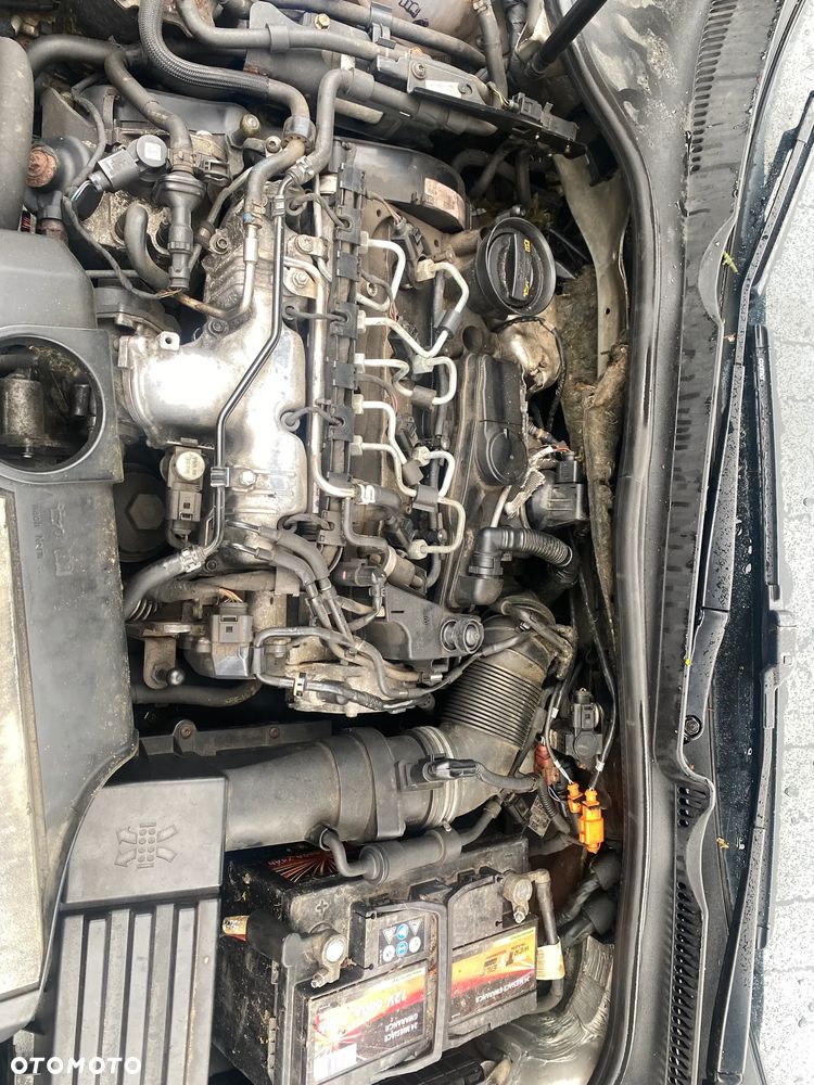 VW GOLF V Kombi NA CZĘŚCI - 6