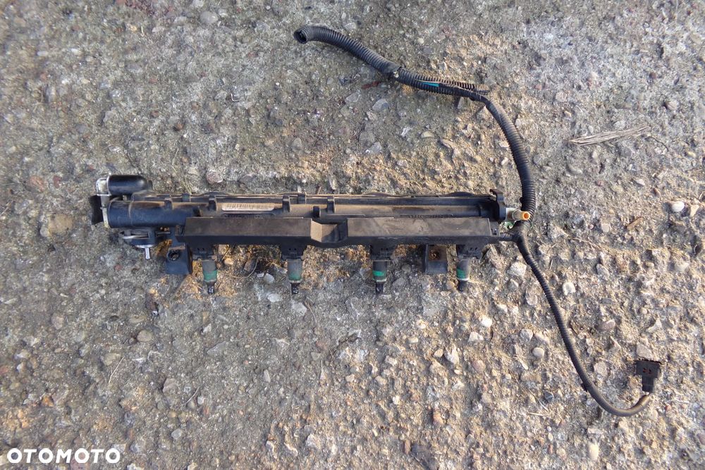 Listwa wtryskowa FORD Mazda silnik 1,25b 1,4b 1,6b