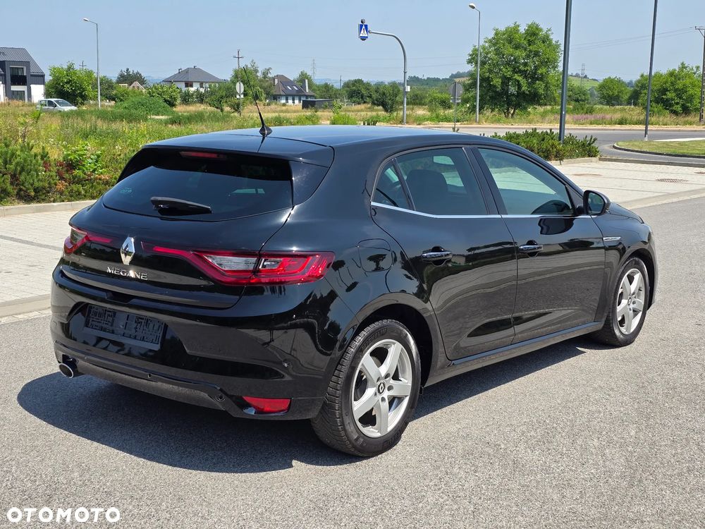 Renault Megane BLUE dCi 115 BOSE EDITION - 4