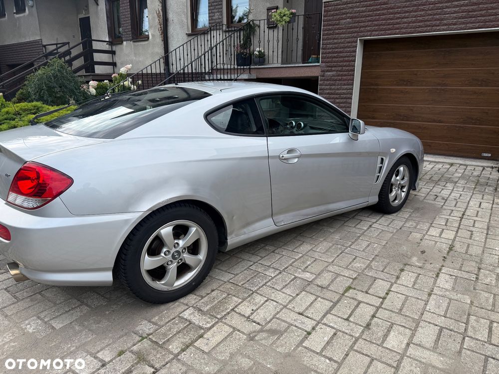 Hyundai Coupe - 5