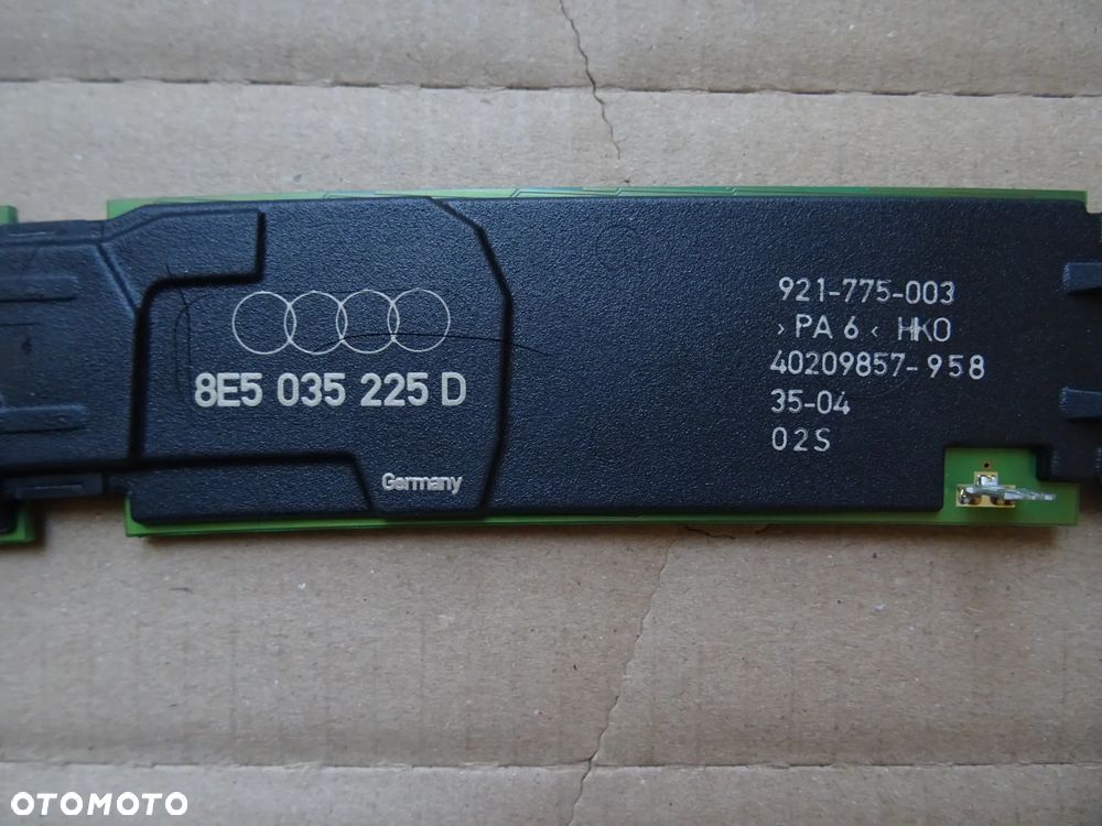 moduł wzmacniacz anteny Audi A4B6 8E035225A - 5