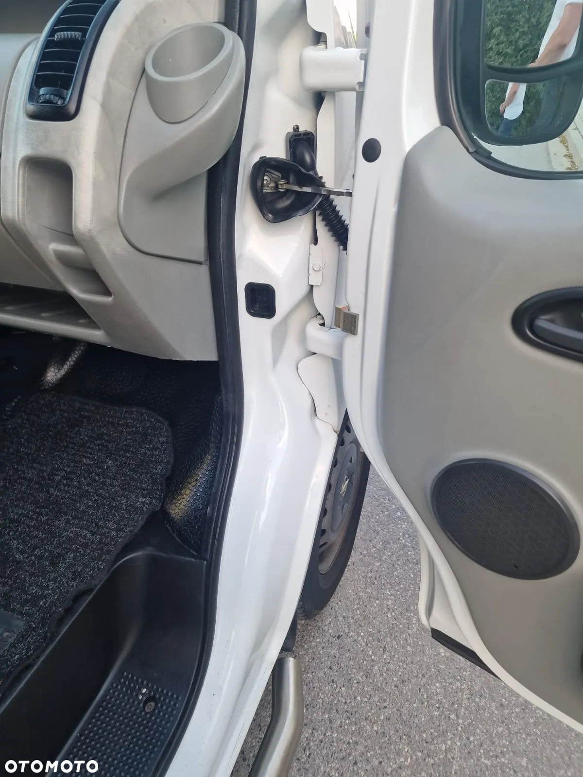 Opel VIVARO - 20