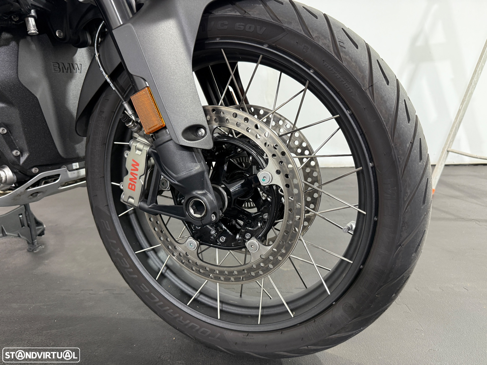 BMW R 1300 GS TROPHY / AKRAPOVIC - 25
