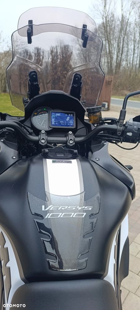 Kawasaki Versys 1000 - 9