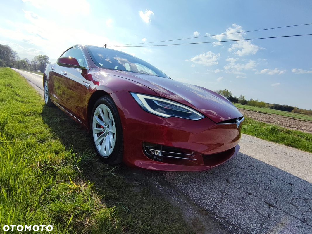 Tesla Model S Performance - 20