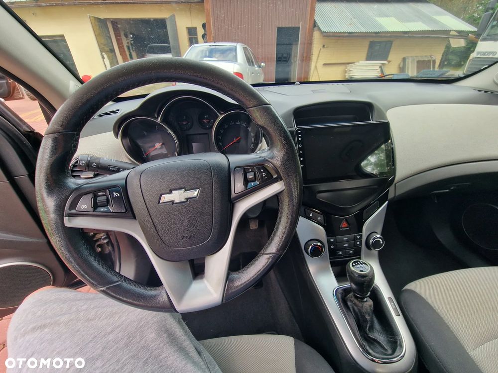 Chevrolet Cruze 2.0 D LT - 10
