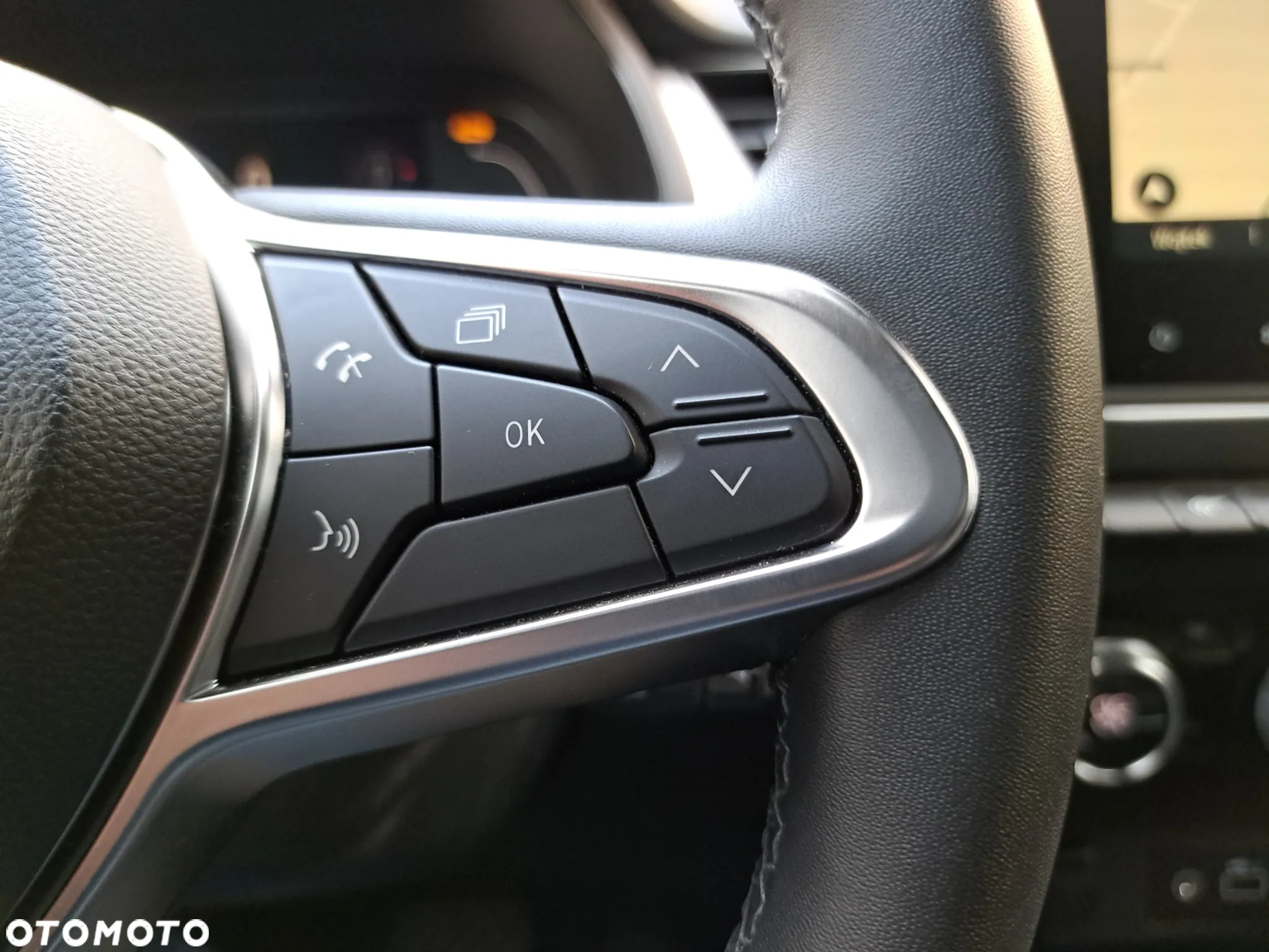 Renault Captur 1.3 TCe mHEV Techno EDC - 18
