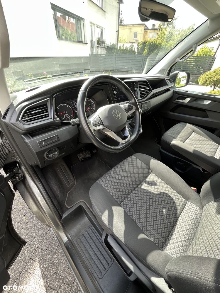Volkswagen Multivan - 14