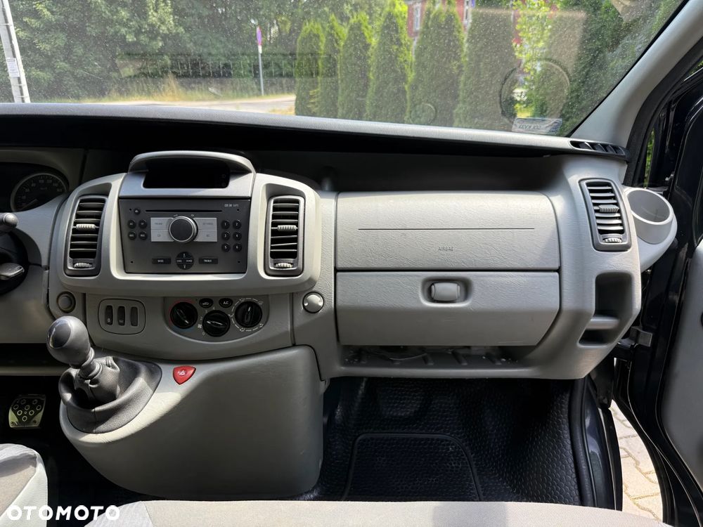 Opel Vivaro L2H1 2.9t - 14