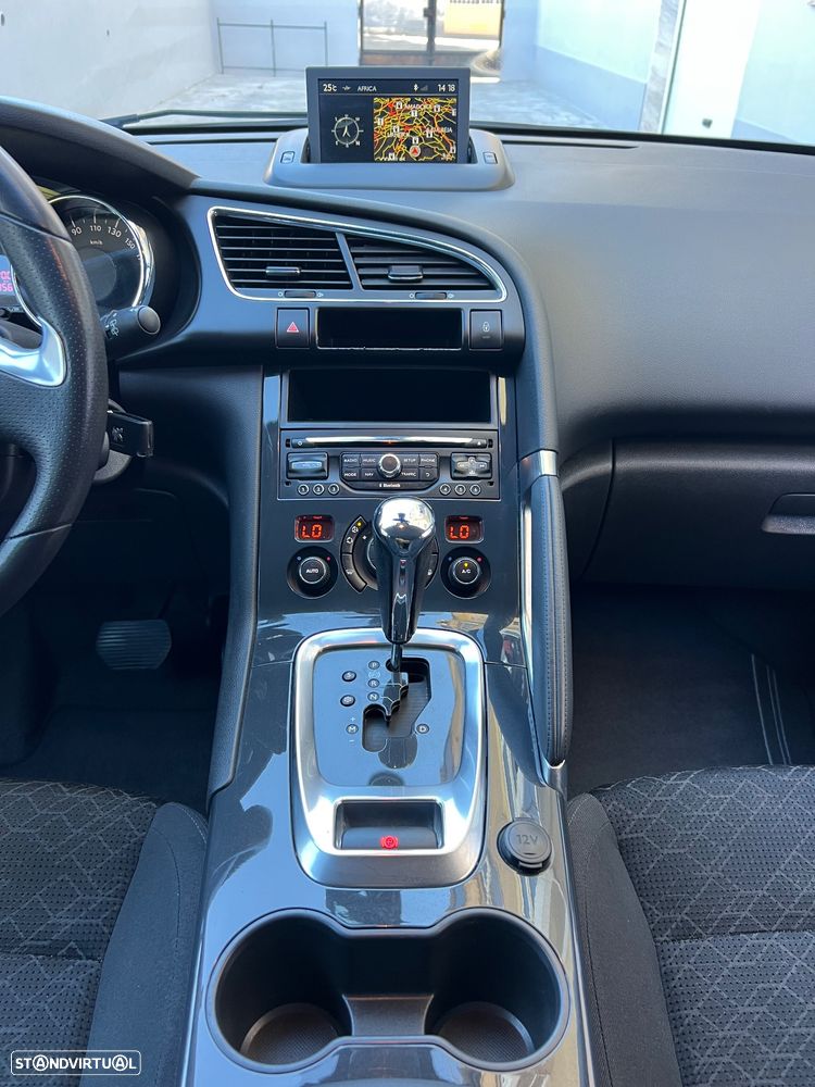 Peugeot 3008 1.6 BlueHDi Style EAT6 - 24