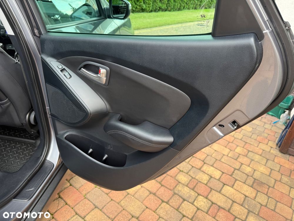 Hyundai ix35 2.0 CRDi 4WD Premium - 25