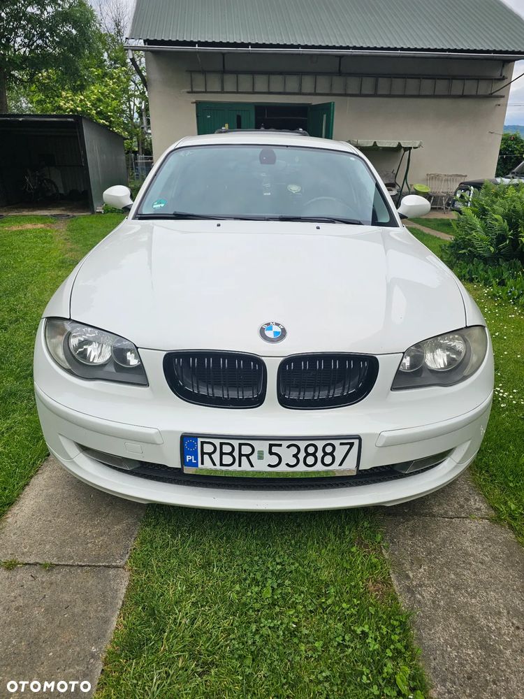 BMW Seria 1 118d DPF - 9