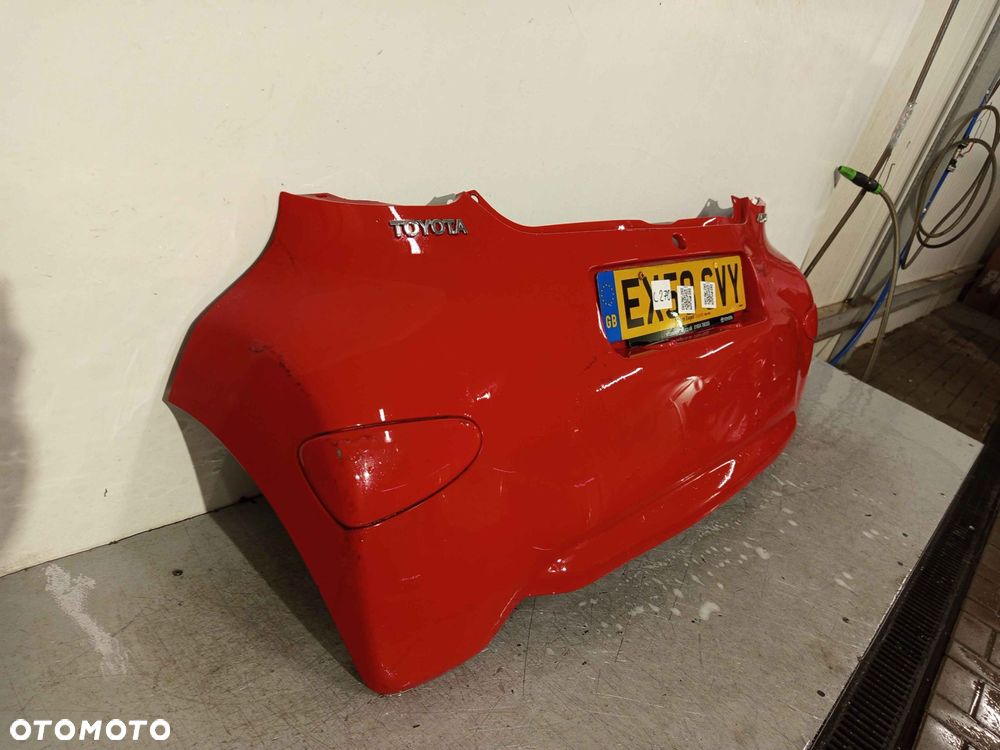 ^ ZDERZAK TYŁ TYLNY TOYOTA AYGO I 1 3P0 CZERWONY - 3