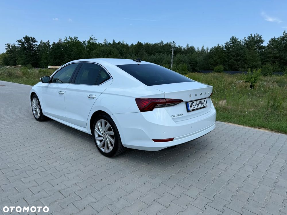 Skoda Octavia 2.0 TDI Style DSG - 7