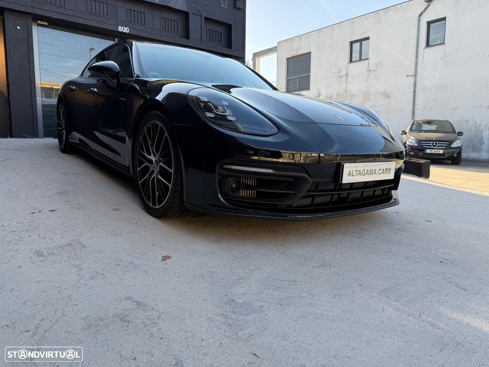Porsche Panamera 4 E-Hybrid Executive - 4