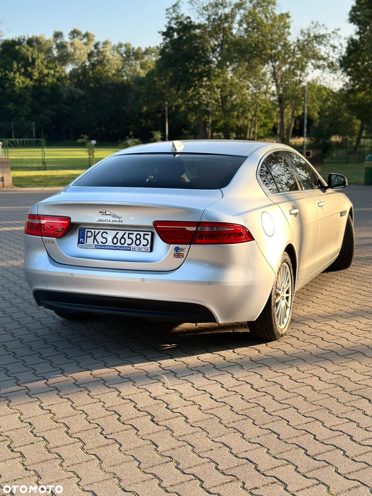Jaguar XE E-Performance Pure - 11