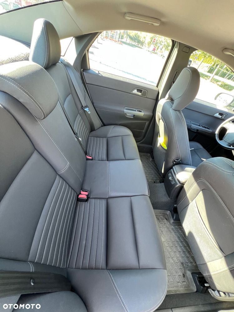 Volvo S40 1.8 Momentum - 12