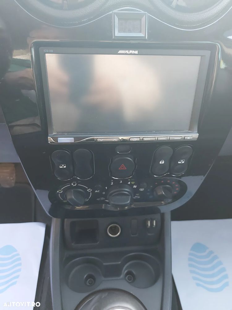 Dacia Duster 1.6 16V 105 4x2 Prestige - 11