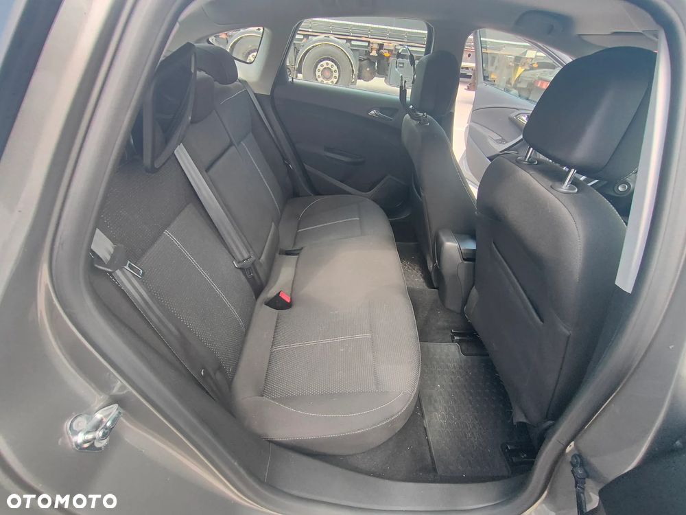 Opel Astra 1.4 T Active EU6 - 12