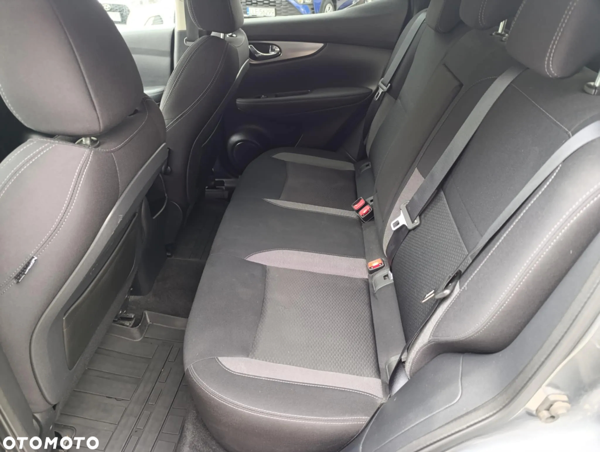 Nissan Qashqai 1.3 DIG-T N-Connecta - 10