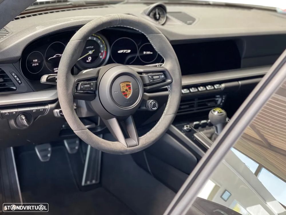 Porsche 911 (992) GT3 - 10