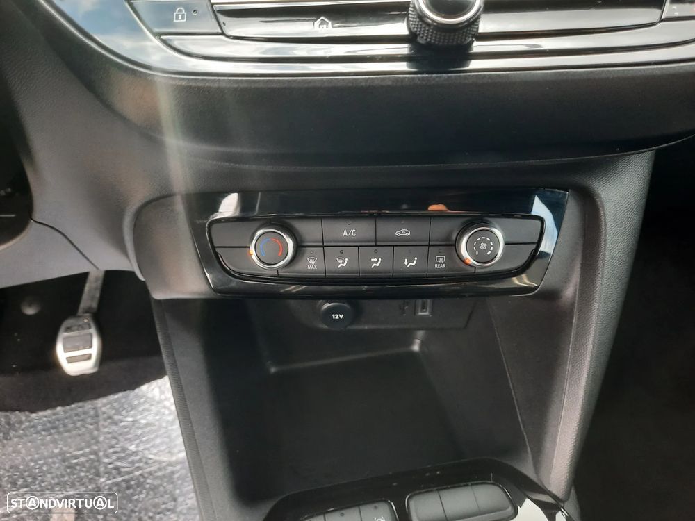 Opel Corsa 1.2 T GS Line - 30