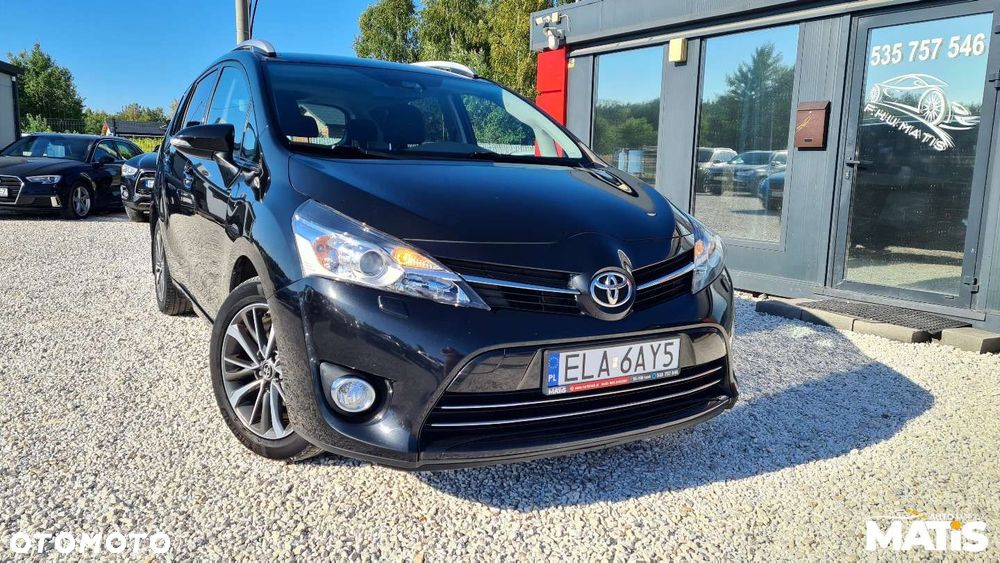 Toyota Verso - 5