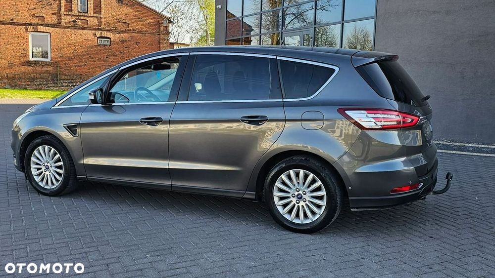 Ford S-Max - 41