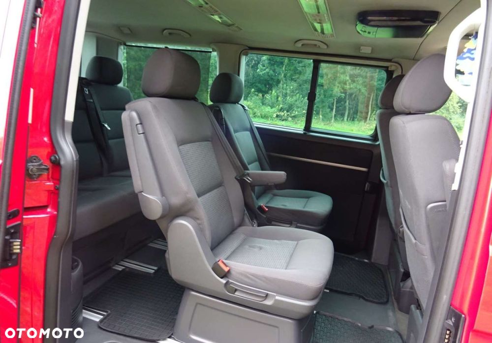 Volkswagen Multivan - 15