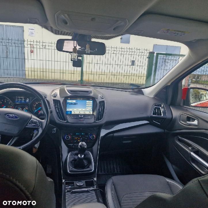 Ford Kuga - 2