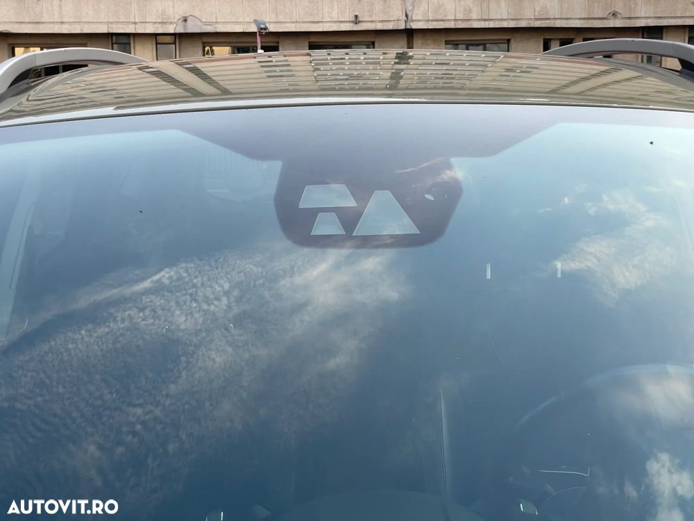 Ford Kuga - 25