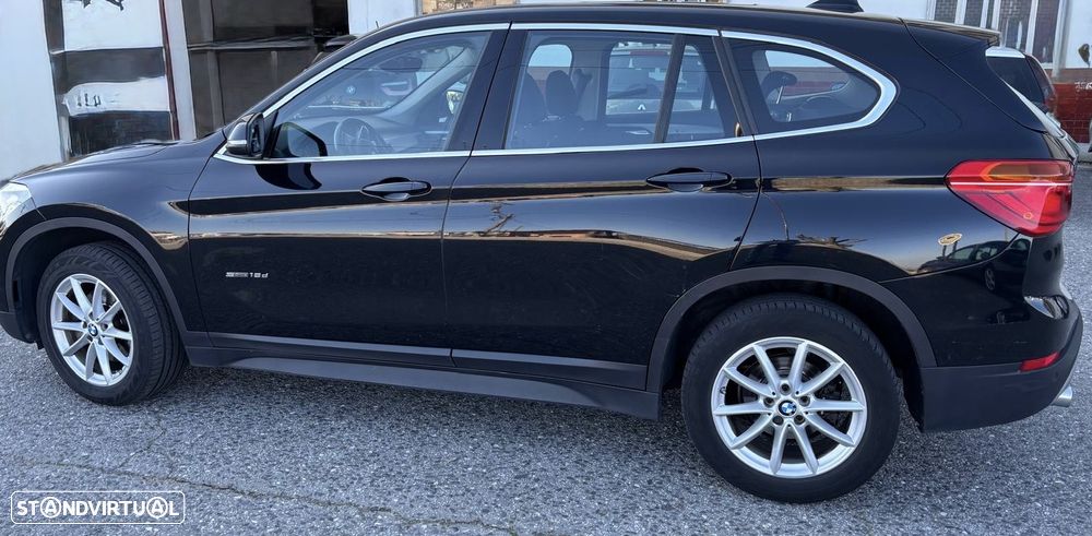 BMW X1 18 d sDrive Advantage - 2