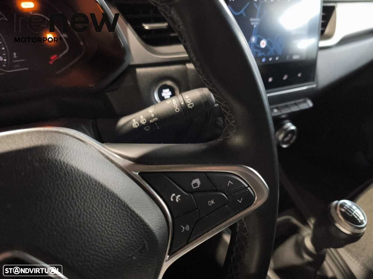 Renault Captur - 21