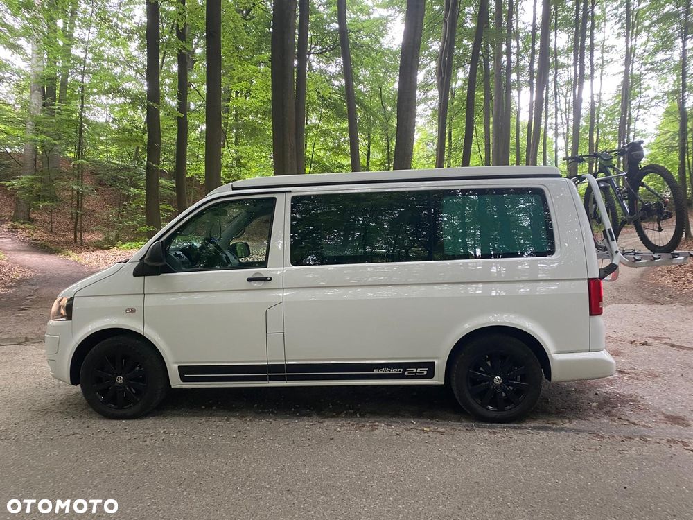 Volkswagen Multivan - 12