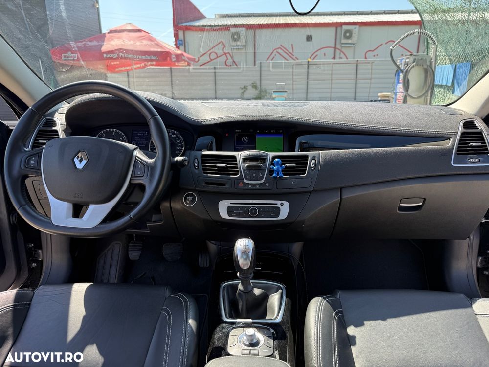 Renault Laguna 2.0dCi Initiale - 19