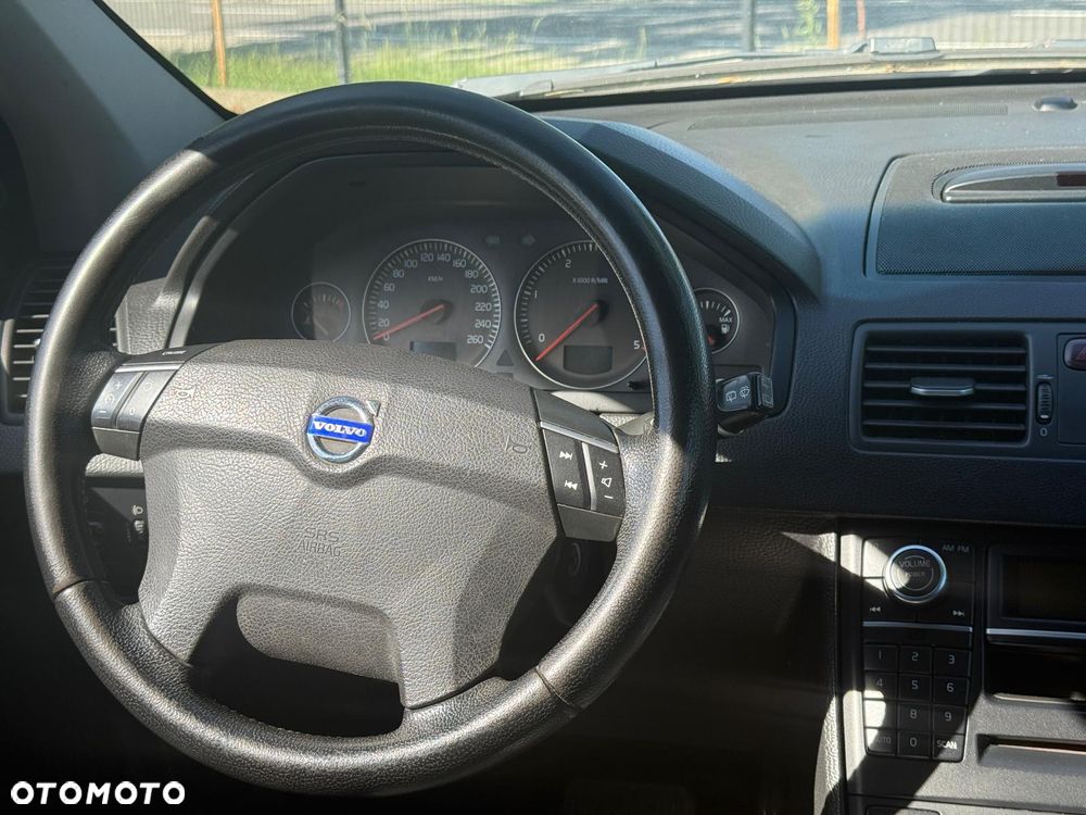 Volvo XC 90 D5 Executive - 3