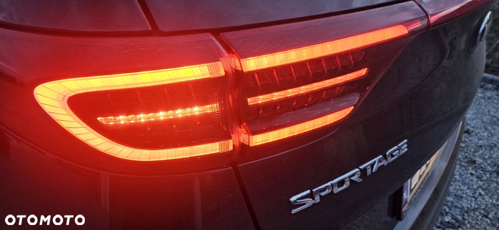 Kia Sportage 1.6 T-GDI AWD GT Line - 33