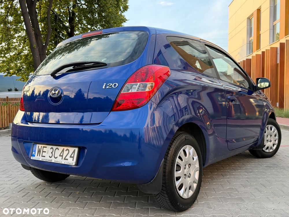 Hyundai i20 1.2 Classic + - 3