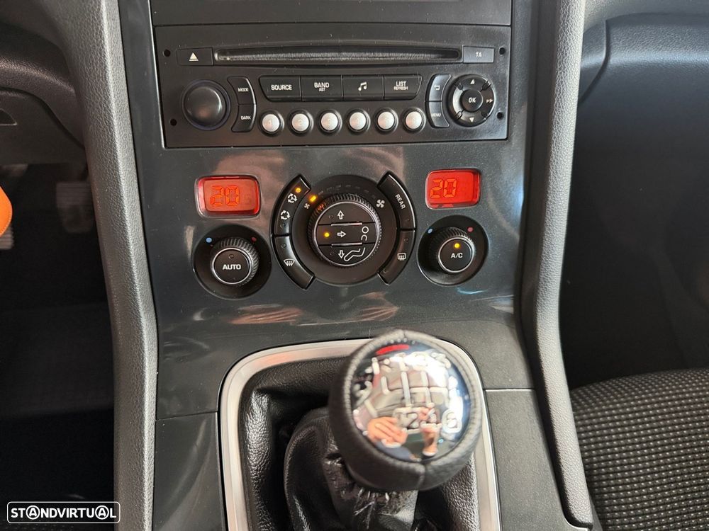 Peugeot 5008 1.6 BlueHDi Style - 18