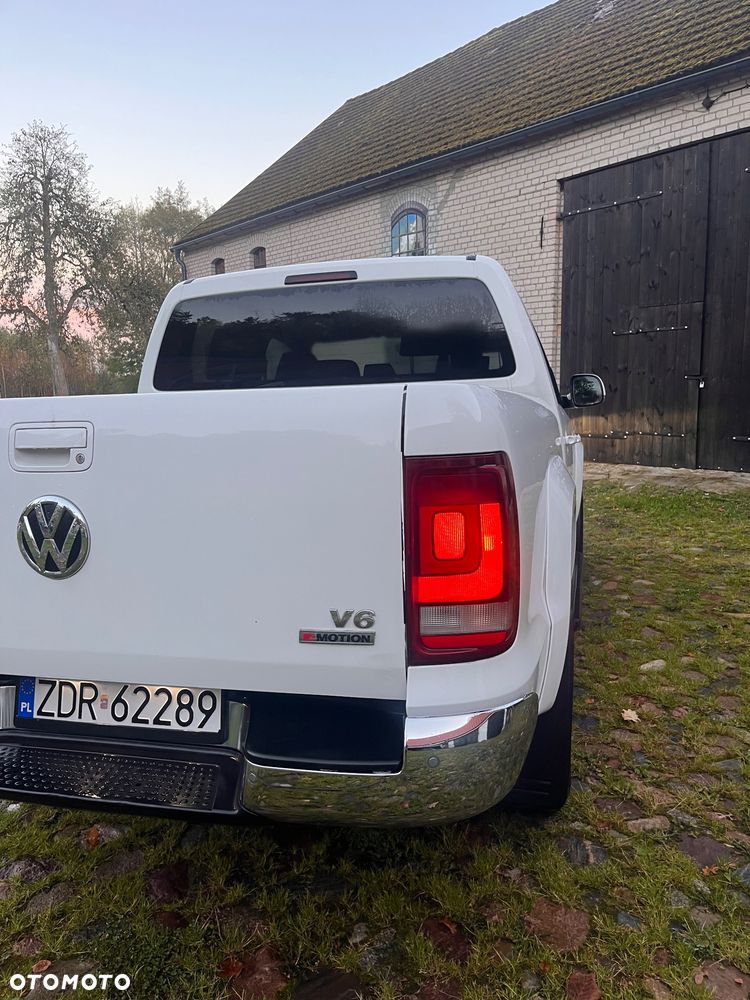 Volkswagen Amarok - 11