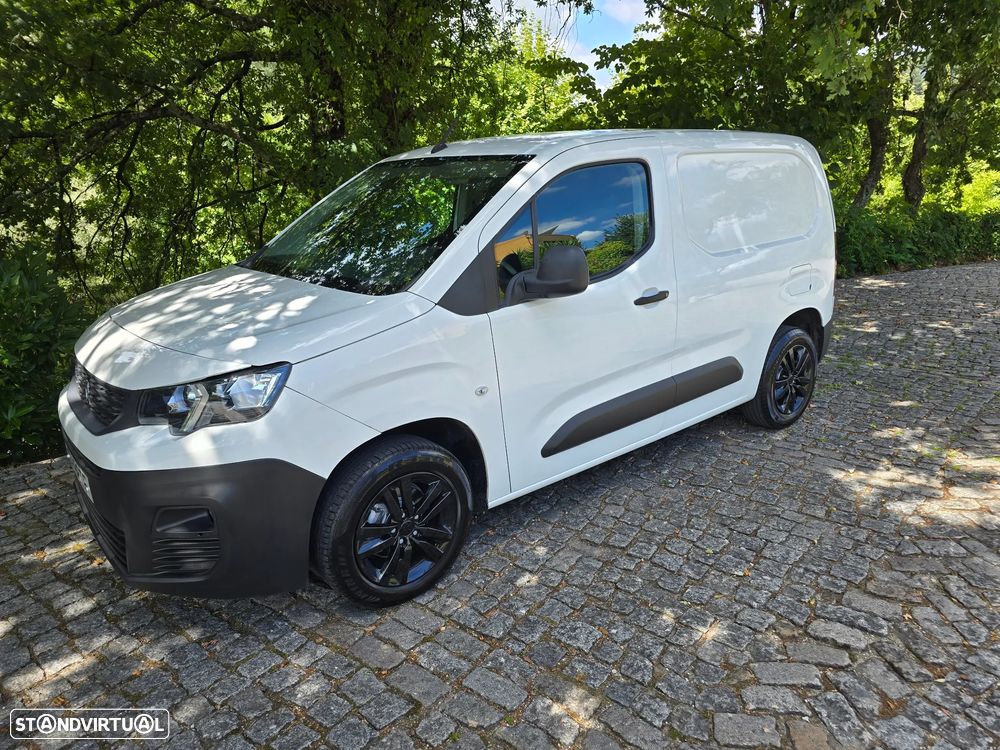 Peugeot partner 1.5 hdi 100cv c/revisao - 22