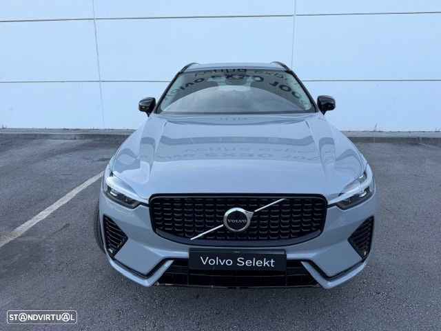 Volvo XC 60 2.0 T6 PHEV Plus Dark AWD - 37